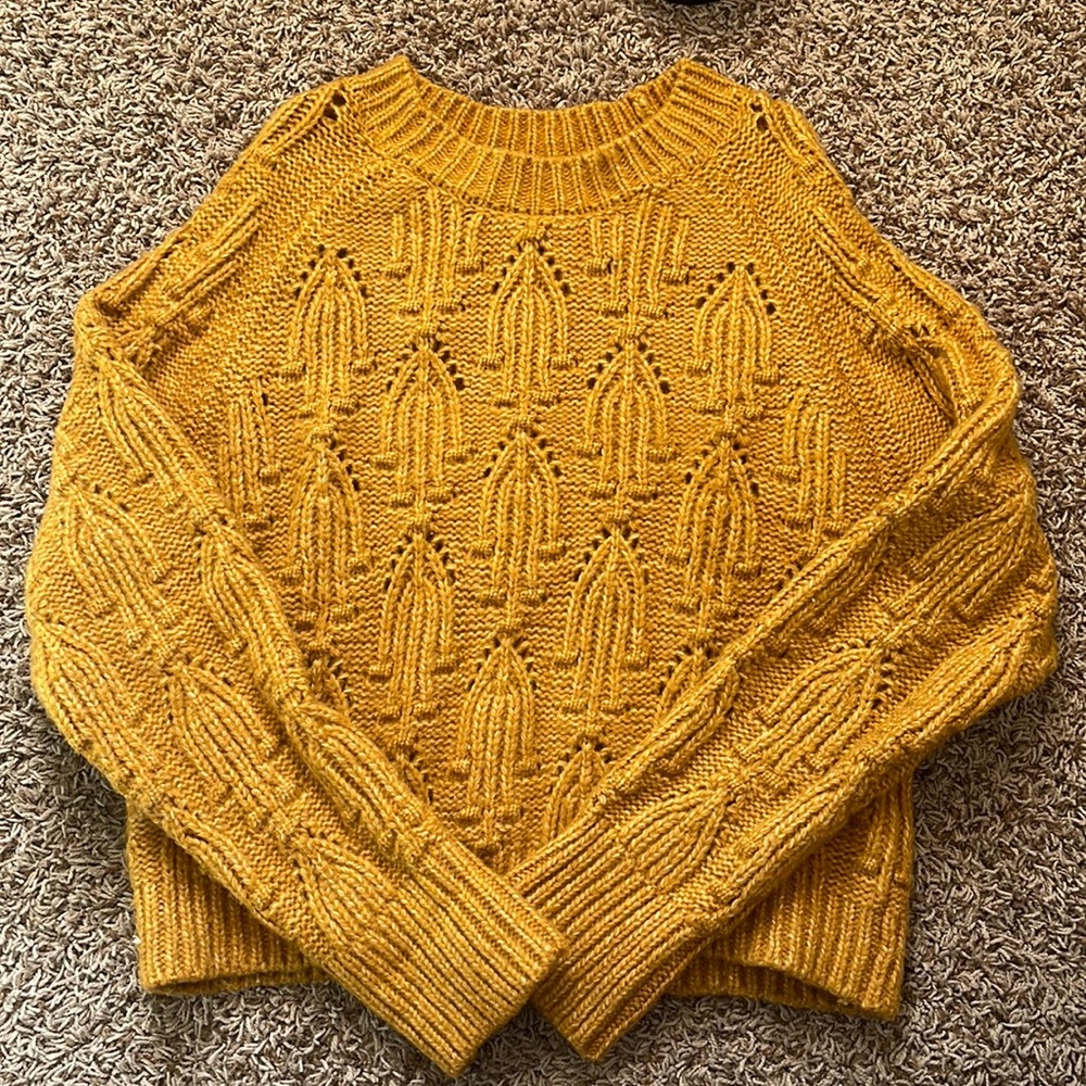 ZARA -Sweater - size SMALL